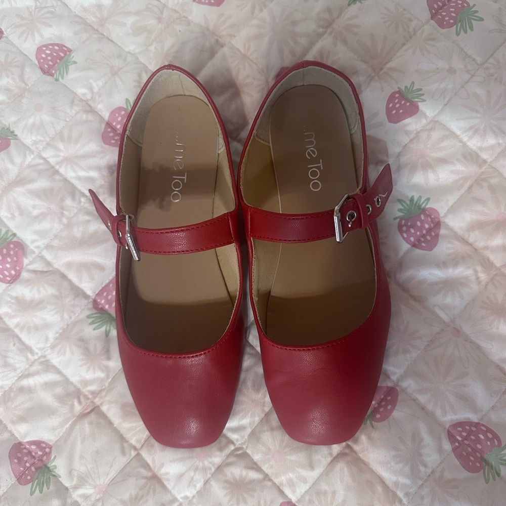 me too Red Mary Jane Dress Shoes with Buckle